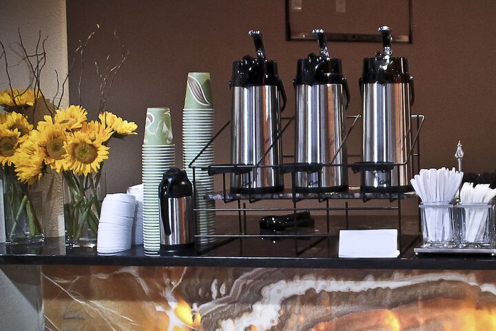 Breakfast/Coffee Service 23 of 24