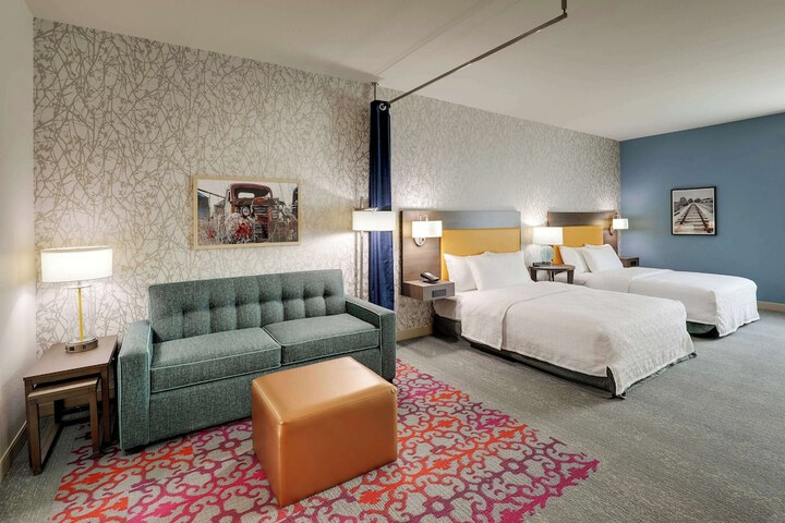 Room 34 of 66