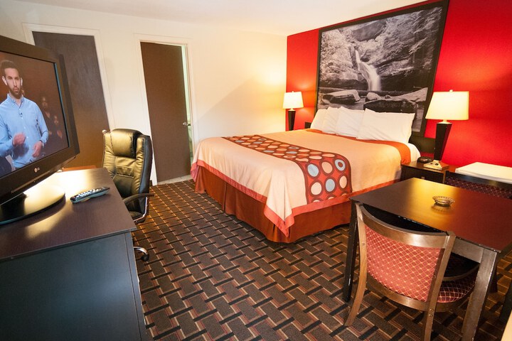 Super 8 by Wyndham Old Saybrook