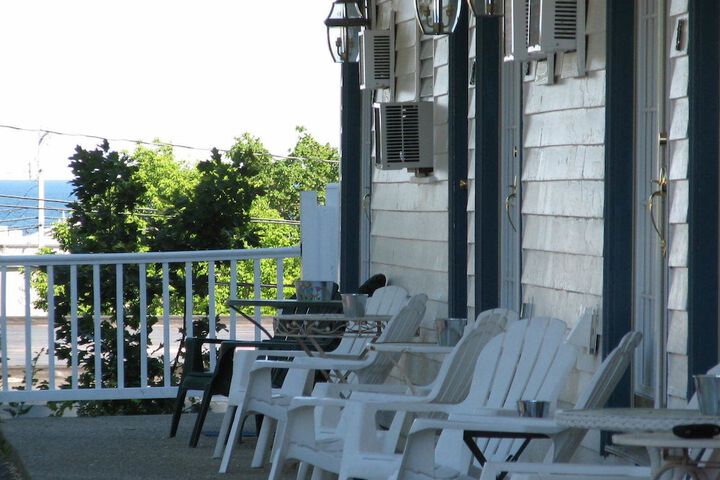 Terrace/Patio 19 of 20