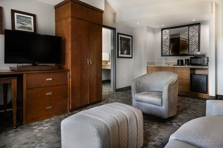 Room 17 of 54