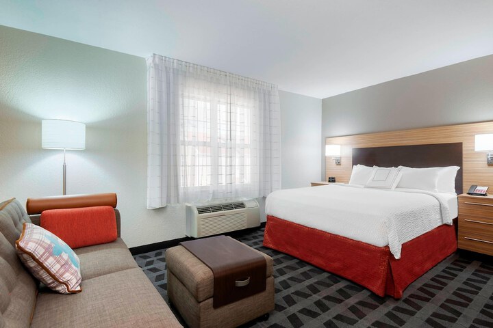 Room 15 of 23