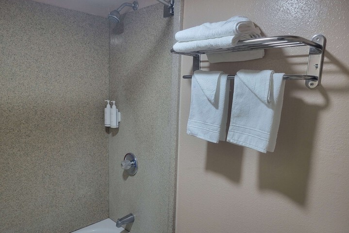 Room 8 of 15