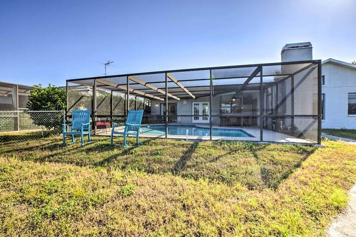Waterfront Port Richey House w / Heated Pool!