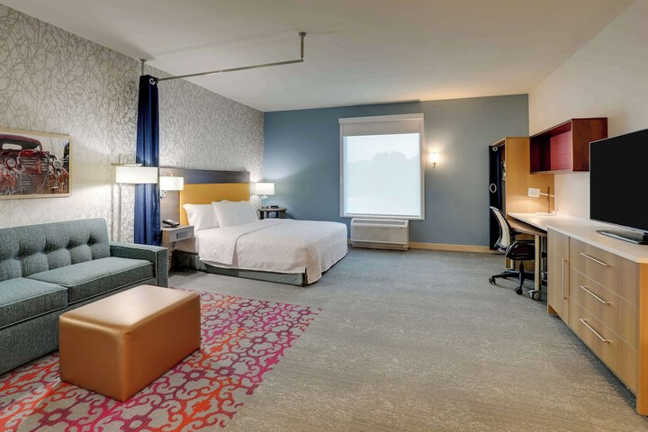 Room 26 of 66