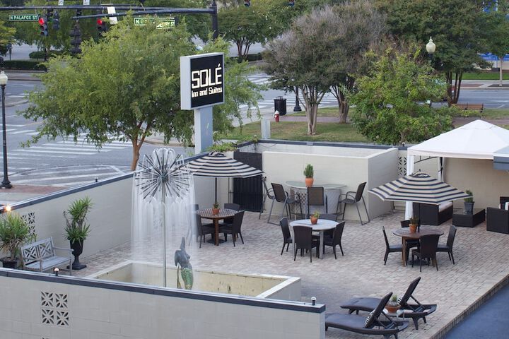 Terrace/Patio 23 of 26