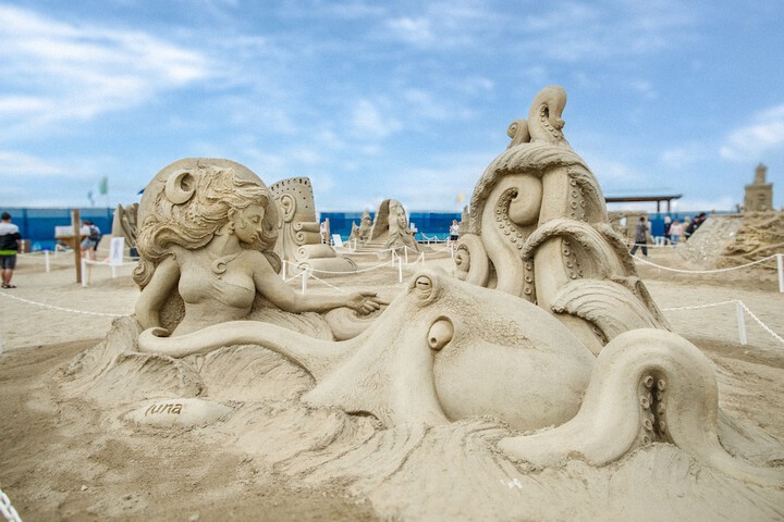 Beach 26 of 34