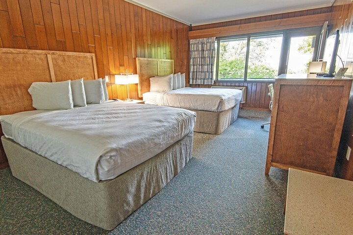 Room 26 of 73