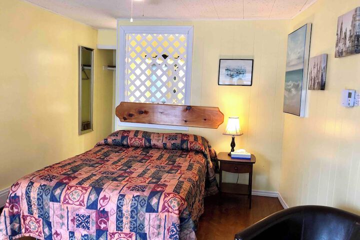 Room 26 of 92