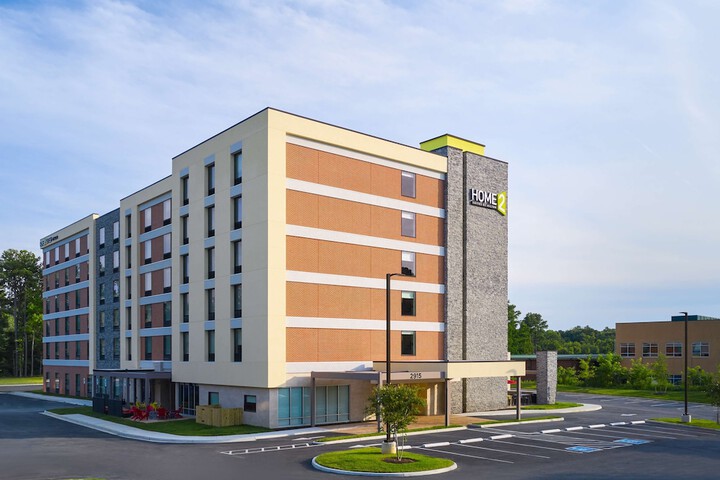 Hotel 2 of 33