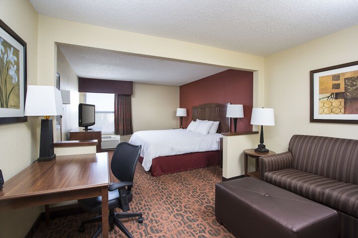 Room 21 of 33