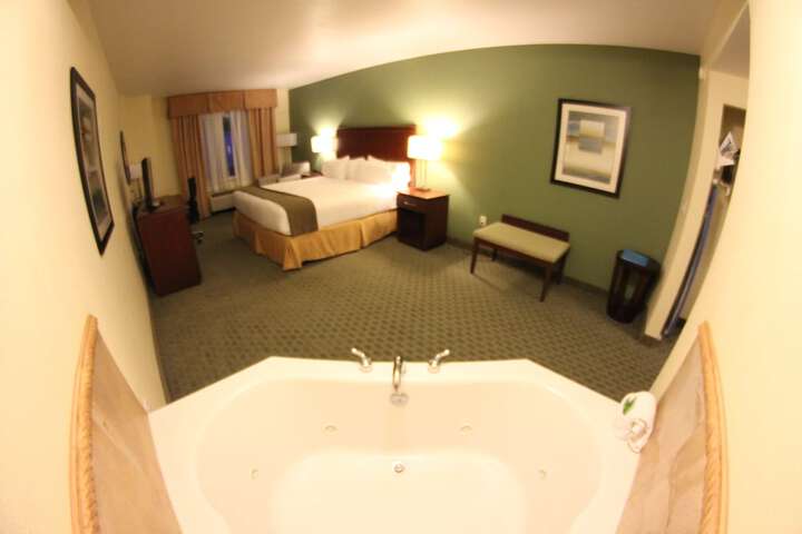 Room 41 of 113