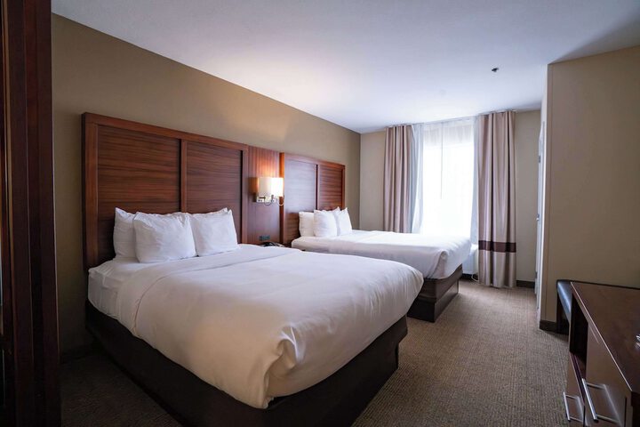 Comfort Suites Flowood - Jackson Airport (must meet transportation requirement)
