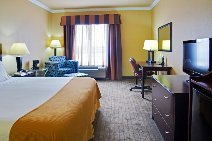 Holiday Inn Express Hotel & Suites Natchitoches by IHG
