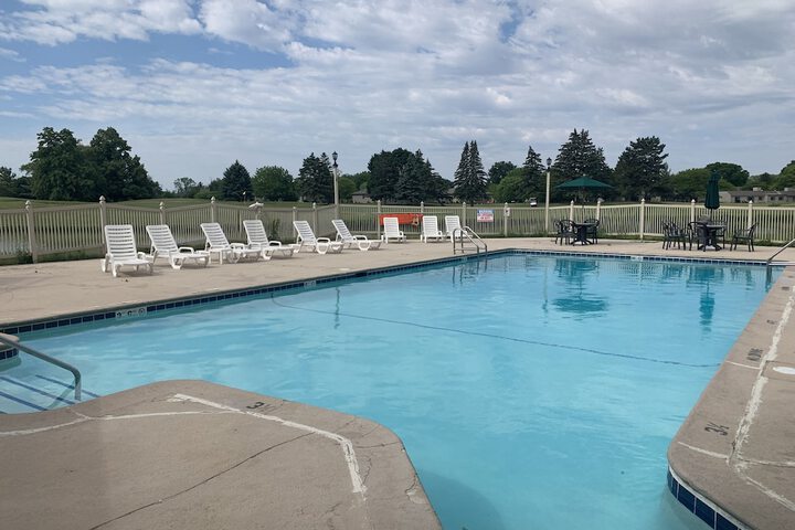 Pool 7 of 54