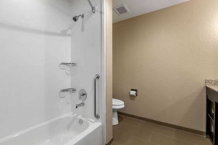 Room 35 of 56