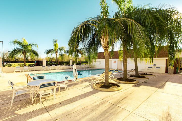Pool 8 of 74