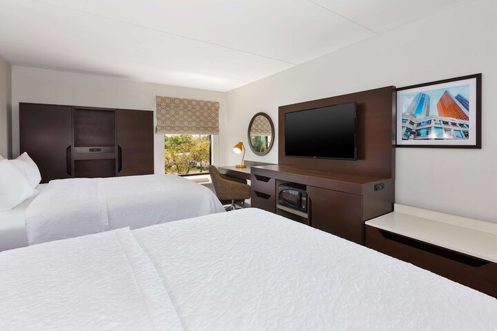 Room 10 of 45