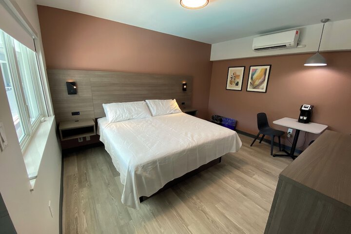 Room 61 of 81