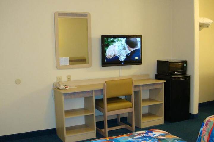 Room 40 of 41