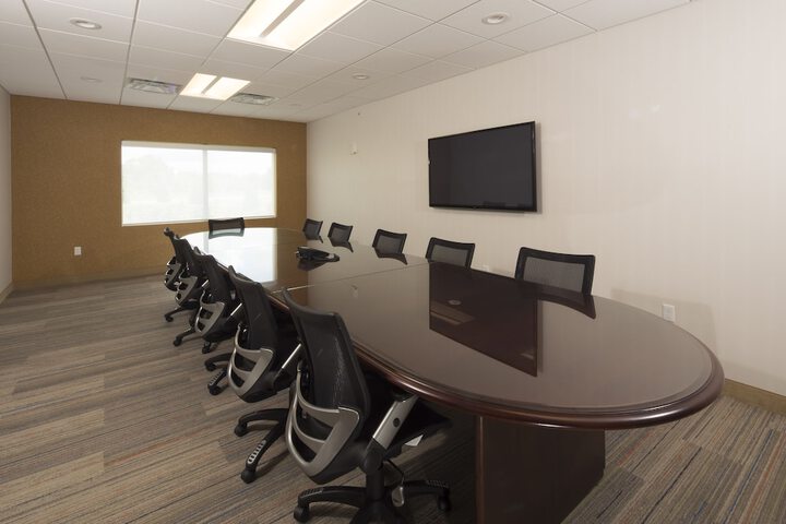 Holiday Inn Express & Suites Rochester Hill - Detroit Area by IHG