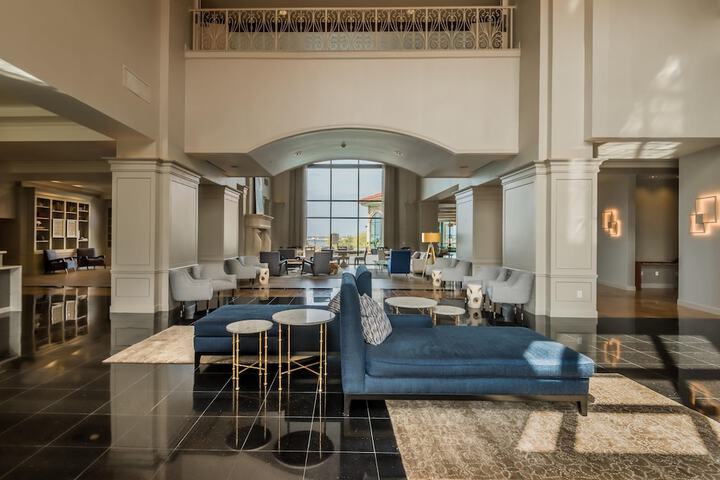 Hilton Dallas / Rockwall Lakefront