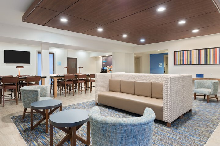 Hotel Interior 12 of 48
