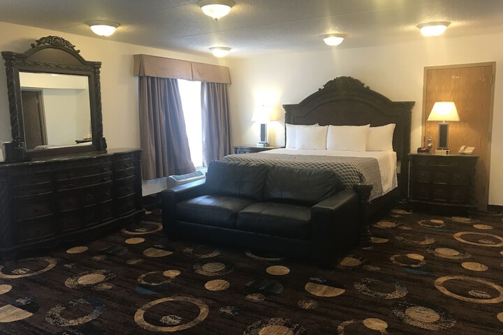 Stonebridge Hotel