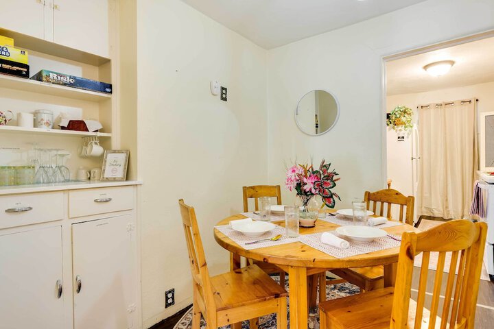 Cottage w / Furnished Deck: 1 Mi to Dtwn Craig!
