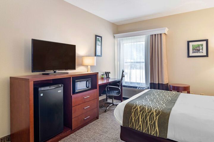 Room 18 of 22