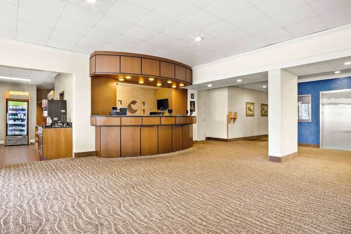 Hotel Interior 14 of 52
