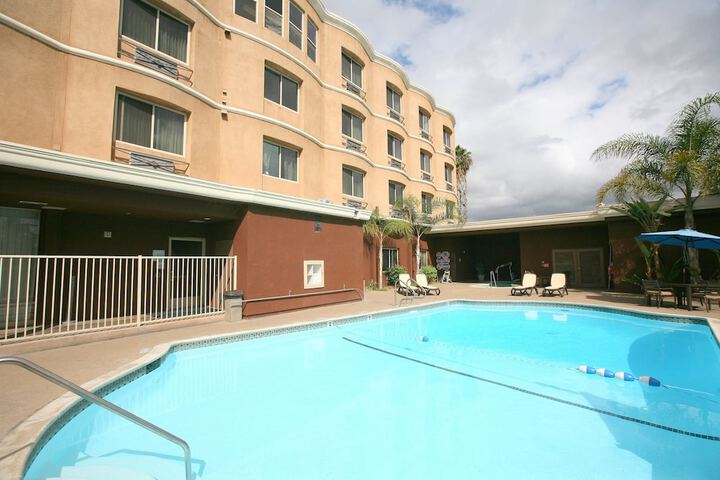 Pool 3 of 54
