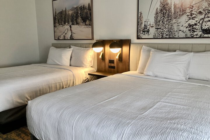 Room 36 of 73