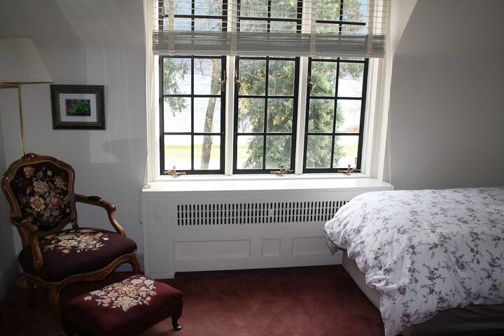 Room 76 of 118