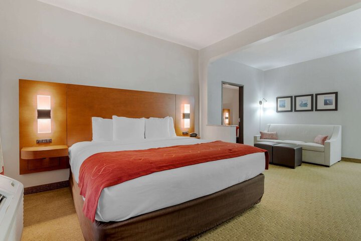 Room 21 of 54