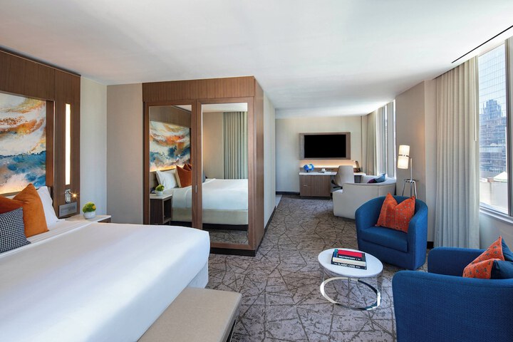 Room 13 of 29