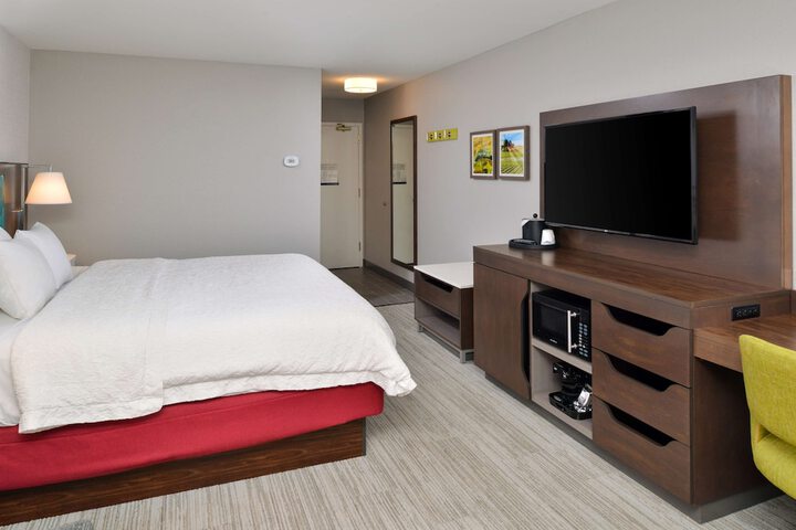 Room 11 of 31