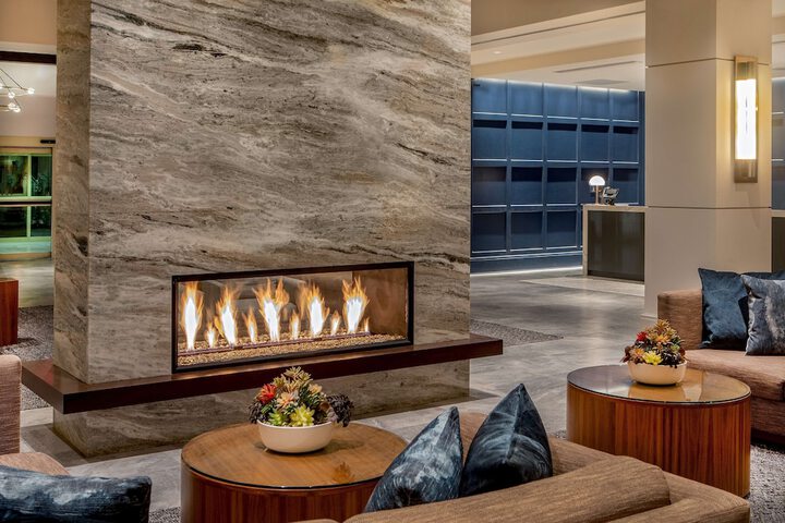 Hilton Columbus / Polaris