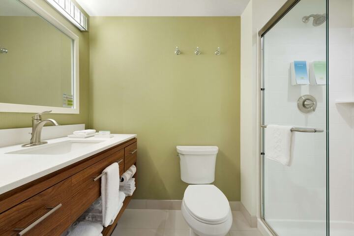 Home2 Suites by Hilton Middleburg Heights Cleveland