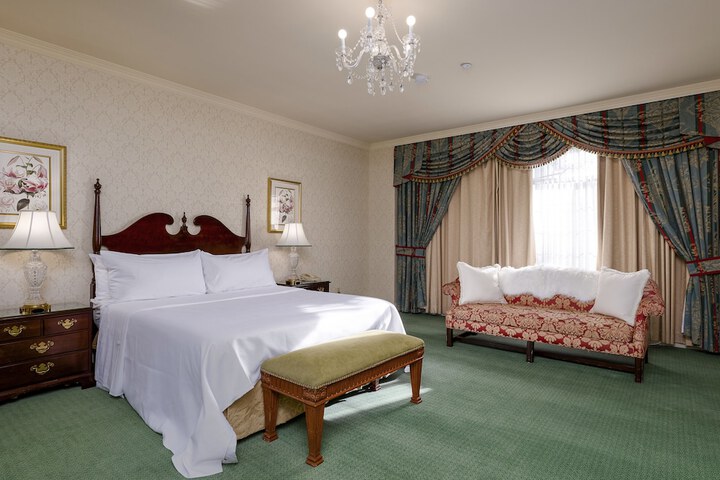 Room 27 of 52