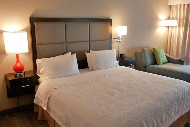 Room 34 of 73