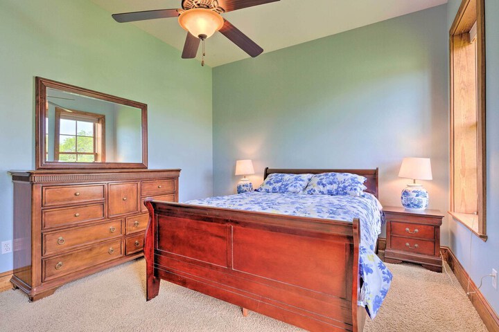 Bright Waveland Home - Walk to Beach Access!