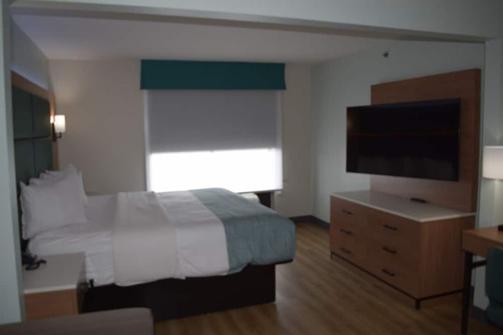 Room 38 of 52