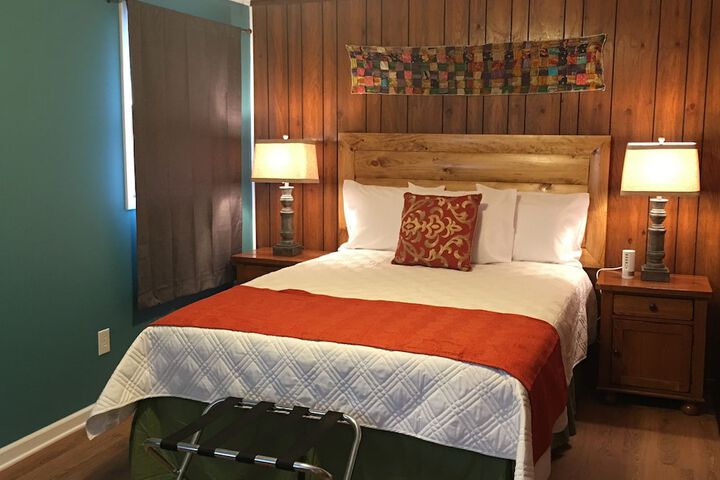 Room 37 of 61