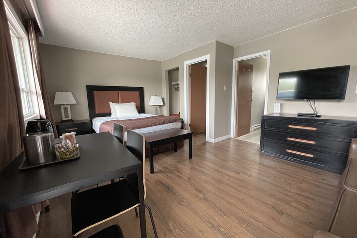 Room 18 of 23