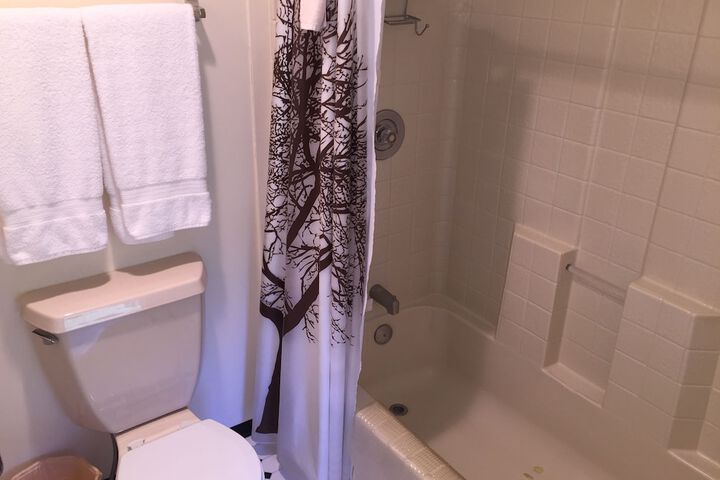 Room 119 of 287