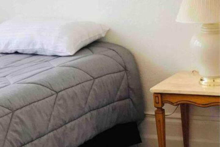 Misha’s Cozy Rare 3brm