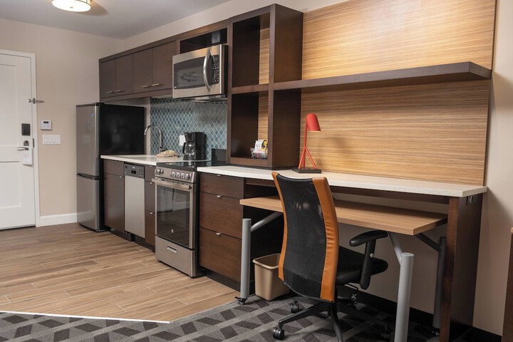 Room 14 of 20