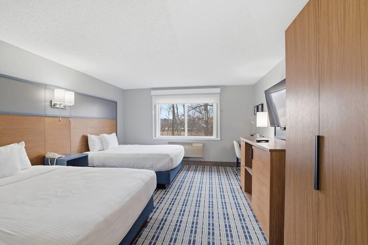 AmericInn by Wyndham White Bear Lake St. Paul