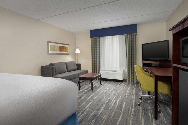 Hampton Inn Syracuse Clay